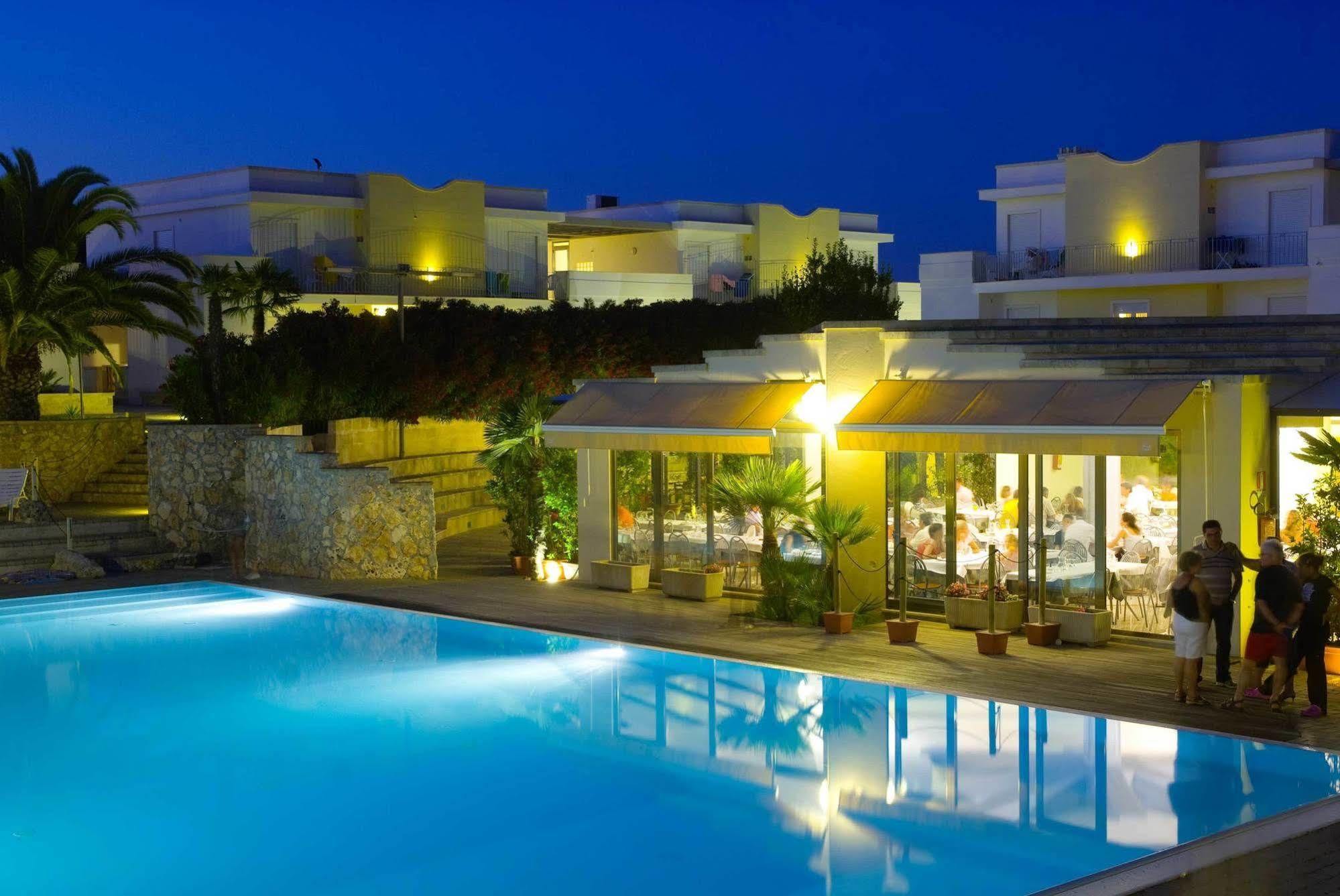 Hotel Club Koine Otranto Exteriör bild