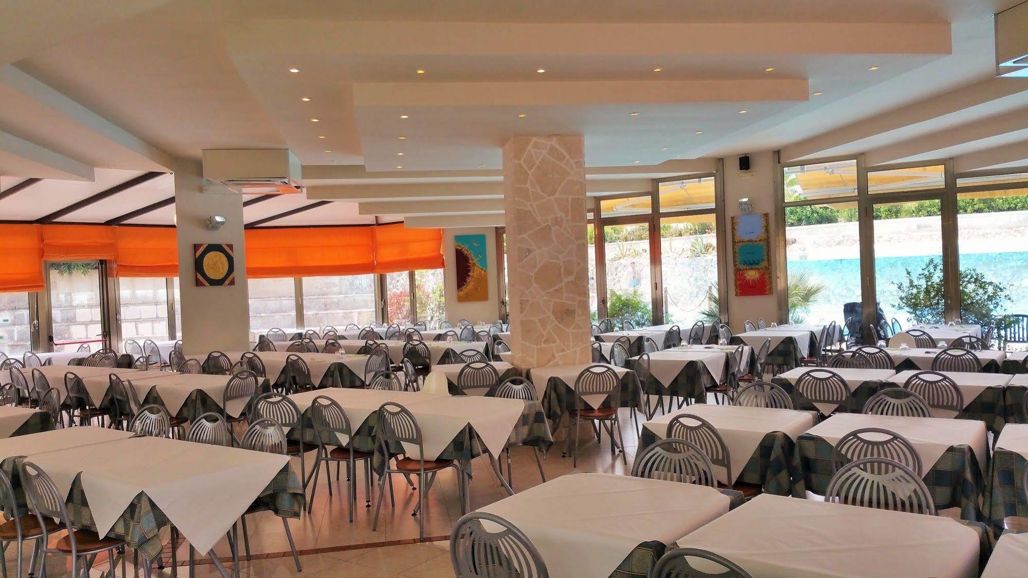 Hotel Club Koine Otranto Exteriör bild